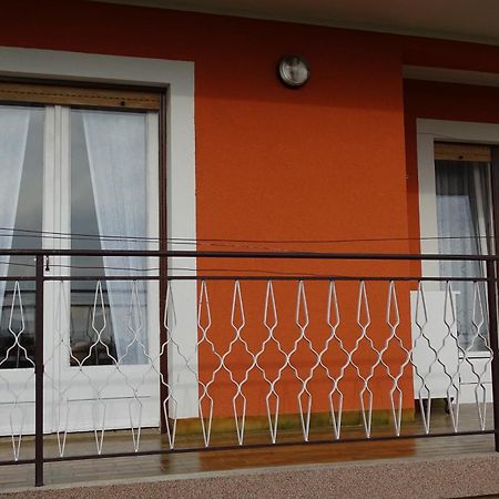 Apartment Parenzana Bibali 65 A 52460-Buje Exterior foto