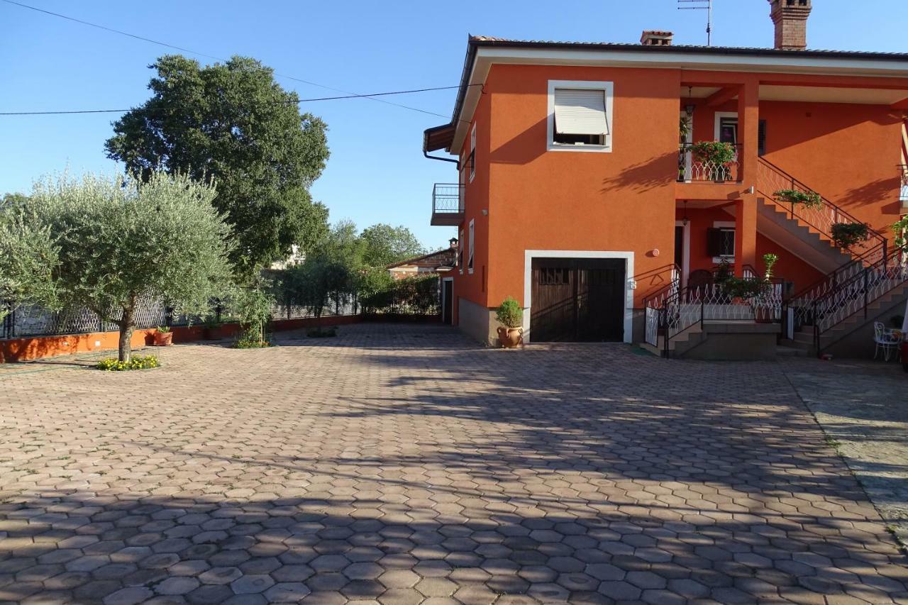 Apartment Parenzana Bibali 65 A 52460-Buje Exterior foto